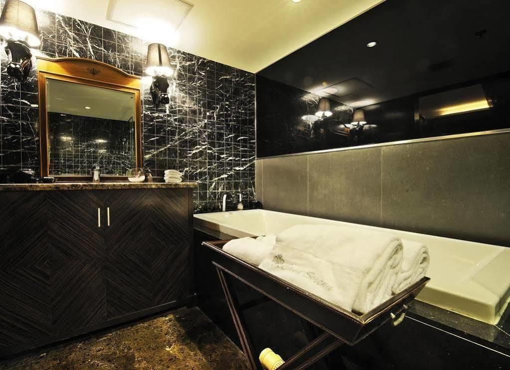 Hotel Casa Serena And