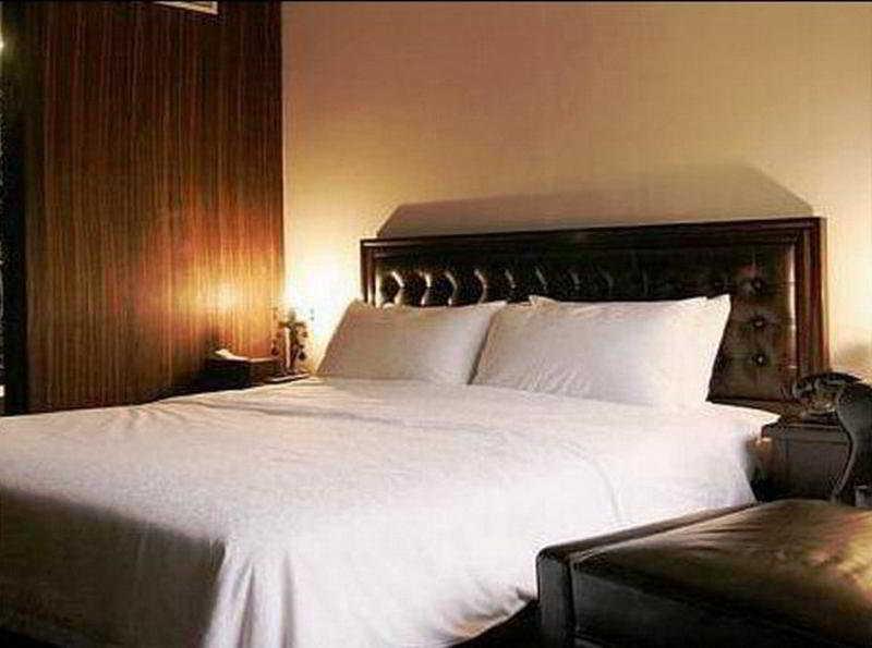 Hotel Casa Serena And Shanghai